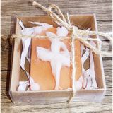 Huzur Soap Huzur Sabun, Balerin Kız Desenli Hediyelik ve Doğal El Yapımı Kokulu Sabun (Beyaz ve Turuncu)