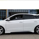 Hyundai i20 Custom Yan Marşpiyel (Plastik)