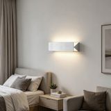 İç mekan modern LED duvar lambası 270° döndürülebilir akrilik alüminyum duvar aydınlatması minimalist dikdörtgen duvar lambası baş ucu okuma dekorasyonu yatak odası koridor oturma odası (31 cm, gümüş