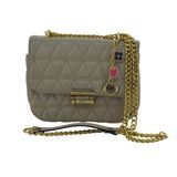 (İkinci El) Kullanılmış Michael Kors Uyumlu Bej Kapitone Nakışlı Zincir Askılı Omuz Çantası (20X16 Cm)