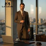 İlayda Emir Slim Fit, 3 Parça Takım Elbise, Erkek Klasik Yelekli, Premium Kumaş, Ofis ve Özel Gün Takımı - Koyu Kahverengi - 6 Drop - 52