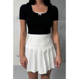 İlayda Toprak Kare Yaka Siyah Dantel Detay Crop Bluz