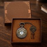 İlk El Grup Ieg™ Geometrik Oymalı Tasarım - Köstekli Zincirli Cep Saati - Vintage Bronz - Renkli