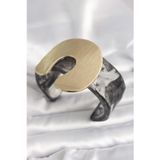 İlk El Grup Siyah Mermer Desen Akrilik Plastik Gold Nal Model Plaka Vintage Kadın Bilezik - Tj-Bb6677