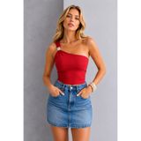 İLKCET MODA Tek Omuz Gold Aksesuarlı Kırmızı Crop Bluz