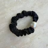 İncili Lastik Toka (Siyah)