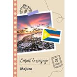 Independently published Carnet de voyage à remplir - Majuro: Un journal de voyage amusant pour les couples, hommes et femmes avec un organisateur et planificateur à remplir pour recorder tes vacances aux iles marshall.