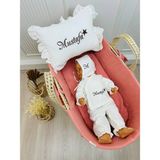 İnsta Bebe 4 Katlı Müslin Isimli Hastane Çıkışı , Zıbın, Pijama, Şapka ve Yastık Kılıfı (%100 Organik Pamuk) - 0 - 3 Ay - 01.Ekru