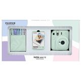 Instax Mini 12 Yeşil 10'lu Film Mandal Bundle Box ve Fotoğraf Makinesi