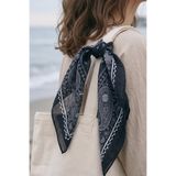 InStyle Etnik Desenli Beyaz-Siyah Bandana Fular 50x50