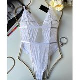 İntive lingerie-innocent&attractive Beyaz Dantelli Dekolte Detaylı Çıtçıtlı Babydoll (Üstün Kalite Kumaş)