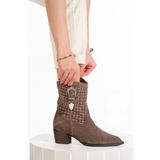 İnyola Shoes 8013 Kadın Hakiki Deri Yandan Tokalı Yazlık Bot Taş Rengi - Vizon Süet