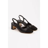 İnyola Shoes Kadın Burnu Kapalı Kalın Topuklu Sandalet 3082 - Siyah Cilt