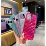 İphone 16 Pro Max Uyumlu Telefon Kılıfı Kamera Çıkıntılı Kabartmalı Parlak Desenli Darbe Emici Silikon Kılıf