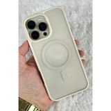 iPhone 16 Pro - Yükseltilmiş Kamera Korumalı Buzlu Sararmaz Kablosuz Magsafe Özellikli Vio Kılıf - Beyaz