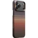 iPhone 17 Pro Max Uyumlu Karbon Kılıf MagSafe Şarjlı Aramid Pitaka Tactile Woven Serisi Kapak Kahverengi
