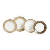 Isadora Bone China Porselen Gold Kenar detaylı Klasik Yemek Takımı 67 parça