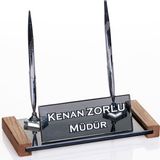 İsimlik Sepeti Kişiye Özel Lizbon Kristal Masa İsimliği Ahşap Ofis Masaüstü İsimlik - Gümüş