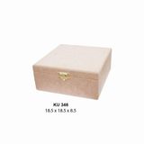 Istanbul Hobi Ahşap Kare Kutu Klipsli 18,5x18,5cm KU346