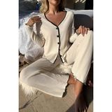 İyisi Var Kadın Beyaz Örme Kumaş V Yaka Düğmeli Rahat Şık Pijama Takımı - S - M