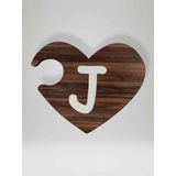 J Harfi (Sağ Parça) – Ahşap Puzzle Kalp Harf Magnet – Buzdolabı Süsü – İkili Uyumlu (kod:1014)