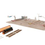 Jada Toys Hızlı ve Öfkeli Tren Sahnesi - Diorama 2 Nano Model Araba (Dodge Charger ve Toyota Supra), Tren ve Hızlı ve Öfkeli Filminin Final Yarış Sahnesi için Aksesuarlar Dahil, 8 Yaş ve Üzeri