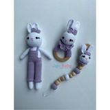 Jaju Baby Amigurumi Mor Tavşan 29 cm Çıngırak ve Emzik Zinciri Üçlü Set