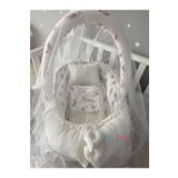 Jaju Baby Beyaz Örgü Pike Kumaş ve Tüy Desen Kumaş Ponponlu Babynest Oyuncak Aparat ve Tül Set