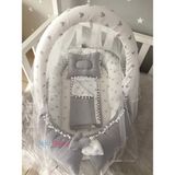 Jaju Baby Gri Wafle Pike Kumaş Micky Tasarım Ponponlu Babynest ve Yorgan Oyuncak Aparat ve Tül Set - 100x60