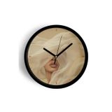Jhaar Modern Sanat Tarzı Kadın Duvar Saati - 35Cm - Önü Camlı Siyah Kasa - Sessiz Mekanizma