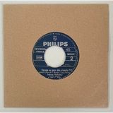 Johnny Hallyday - Que Je T'aime - Voyage Au Pays Des Vivants 45’lik Plak