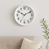 JRose Collections 25 cm Sessiz Duvar Saati | Kuvars Hareketi | Pille Çalışır (1 AA, Dahil Değildir) | Minimalist Çerçeve Tasarımı | Tik Takmaz | Ev, Mutfak, Ofis veya Yatak Odası için İdeal (Beyaz)