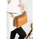 Just Polo Günlük Kombinlere Uygun Kadın 3D Baskılı Ayarlanabilir Askılı Şık Omuz Çantası Ebat: 16 x 26 cm - Taba