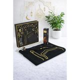 Kabe İşlemeli Lüks Kadife Seccade,Zikirmatik,İnci Tesbih,Aksa Parfüm 150 ml - Kutulu Hediye Seti - Siyah