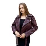 Kadın Bordo Crop Suni Deri Biker Ceket – Asimetrik Fermuarlı, Belden Kemerli, Metal Detaylı Şık Deri Mont | Mevsimlik Moda Dış Giyim, Casual & Klasik Kombinler İçin