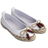 Kadın Deri Babet Ayakkabı, Jüt Örgülü Kenar, Ahşap Boncuklu Fiyonk Detaylı, Ortopedik Tabanlı, Esnek Taban, Slip-On Model (Beyaz, EU Ayakkabı Beden Sistemi, Yetişkin, Kadın, Sayısal, Dar, 38)