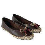 Kadın Deri Babet Ayakkabı, Jüt Örgülü Kenar, Ahşap Boncuklu Fiyonk Detaylı, Ortopedik Tabanlı, Esnek Taban, Slip-On Model (Kahverengi, EU Ayakkabı Beden Sistemi, Yetişkin, Kadın, Sayısal, Dar, 36)
