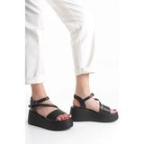 Kadın Hafif Rahat 6 cm Platform Topuklu Eva Taban Sandalet 4010-123-0001 Siyah 39