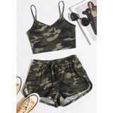 Kadın Kamuflaj Desenli Askılı Crop Top ve Şortlu Gecelik Takım - Modern, Konforlu ve Günlük Kombinle