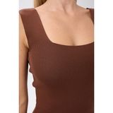 Kadın Kare Yaka Kalın Askılı Basic Fit Bluz Crop Top - Kahverengi - Standart