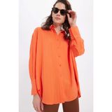 Kadın Oversize Geniş Kesim Bürümcük Pens Detaylı Uzun Kollu Dokulu Turuncu Gömlek