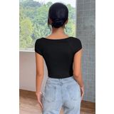 Kadın Siyah Kare Yaka Yarım Kol Göğüs Dekolteli Crop Top Bluz
