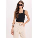 Kadın Slim Fit Dar Kesim Kalın Askılı Kare Yaka Siyah Atlet Bluz