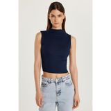 Kadın Slim Fit Dar Kesim Sıfır Kol Fitilli Modal Kumaş Lacivert Bluz