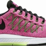 Kadın Spor Ayakkabı - Air Zoom Pegasus 32 - Geniş Kalıp - 749345-600