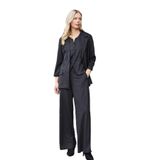Kadın Süet Dokulu Kumaş Yakalı Capri Kol Cep Kapaklı Blazer Ceket-Siyah