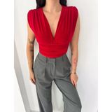 Kadın Vatkalı Kolsuz V Yaka Drapeli Crop Bluz Likralı Fit - Kırmızı
