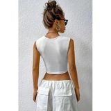 Kadın Zarif Dokunuş Beyaz Kare Yaka Kalınlaşan Omuz Detaylı Crop Top Bluz