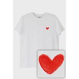 Kalp ve All You Need Is Love Yazılı Tişört - Sevgililer Günü - Beyaz