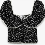 Kalp Yaka Kısa Balon Kollu Çiçekli Crop Bluz